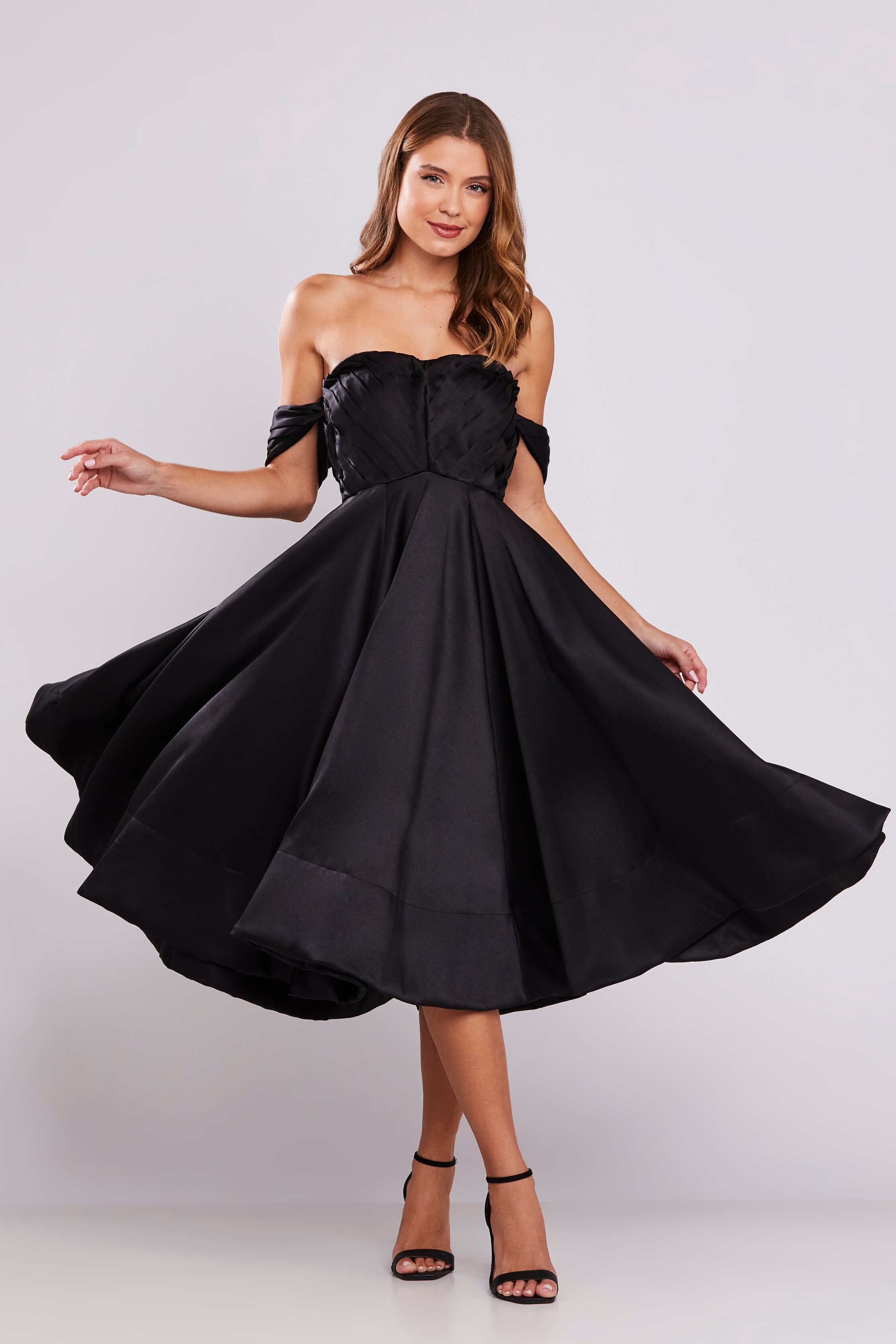 VESTIDO A PRIMEIRA VALSA